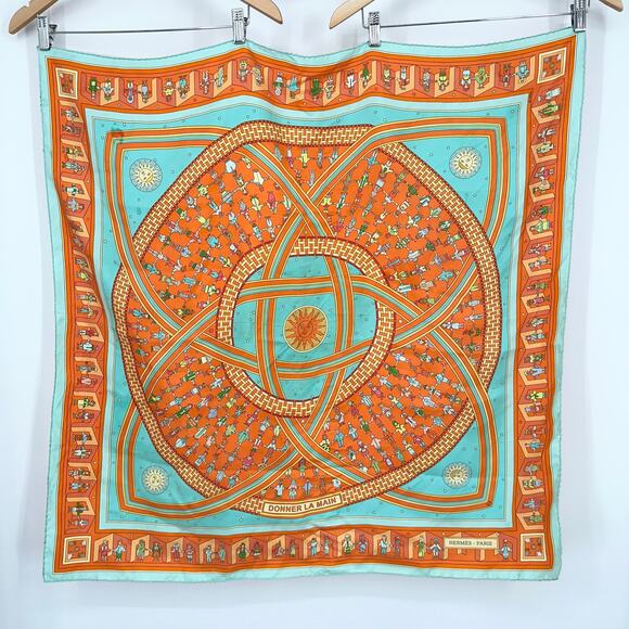 HERMES Donner La Main Carre 100% Silk Geometric Scarf 90cm Square Orange - Picture 1 of 15
